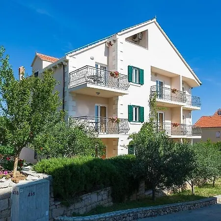 Apartament Apartment Bol Bol