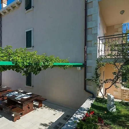Apartament Apartment Bol Bol